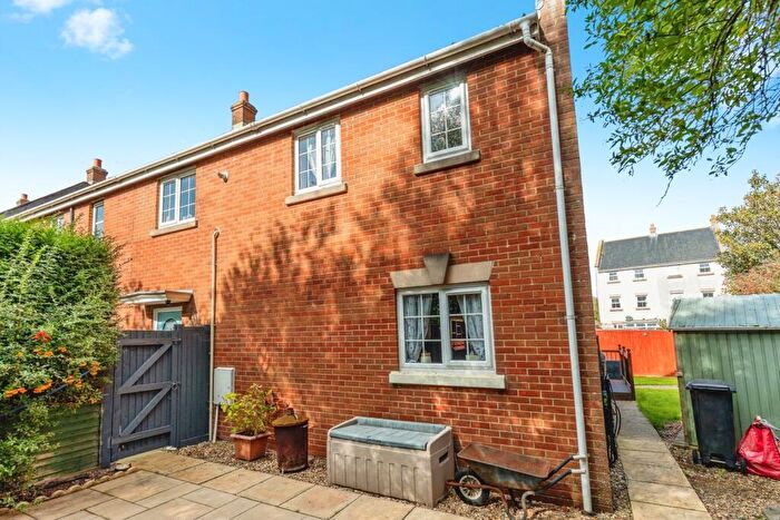4 Bedroom Semi-Detached House For Sale In Highgrove Walk, Weston-super-Mare, Somerset, BS24