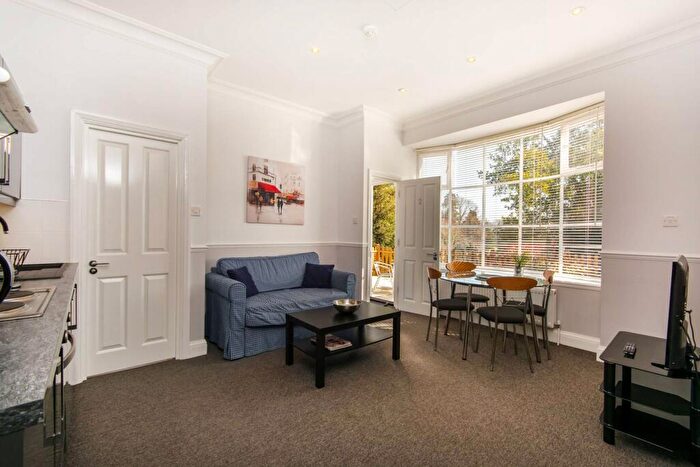 2 Bedroom Terraced House To Rent In Tait Lodge, Croydon, CR0