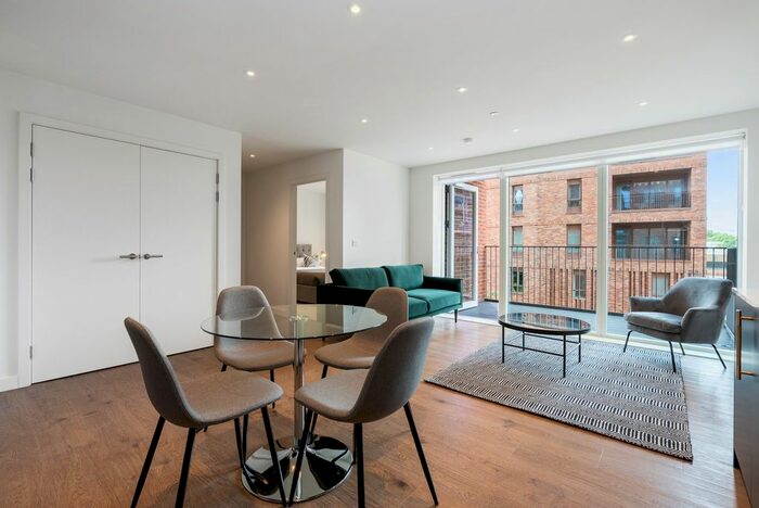 1 Bedroom Flat To Rent In Clarendon, London, N8