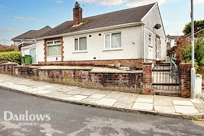 3 Bedroom Detached Bungalow For Sale In Lynton Terrace, Cardiff, CF3
