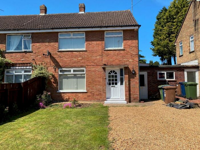 3 Bedroom Semi-Detached House To Rent In Grosvenor Road, Wisbech PE13