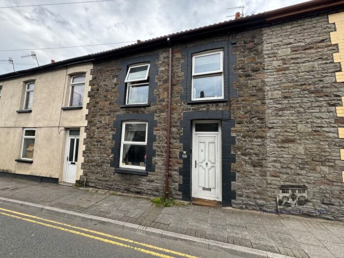 3 Bedroom Terraced House To Rent In High Street, Cymmer, Porth, Rhondda Cynon Taff., CF39