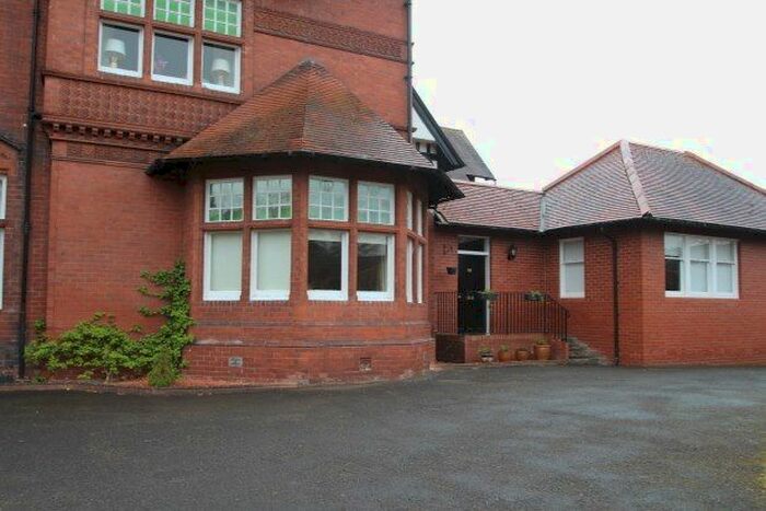 2 Bedroom Flat To Rent In Batterflatts Gardens, Stirling, FK7