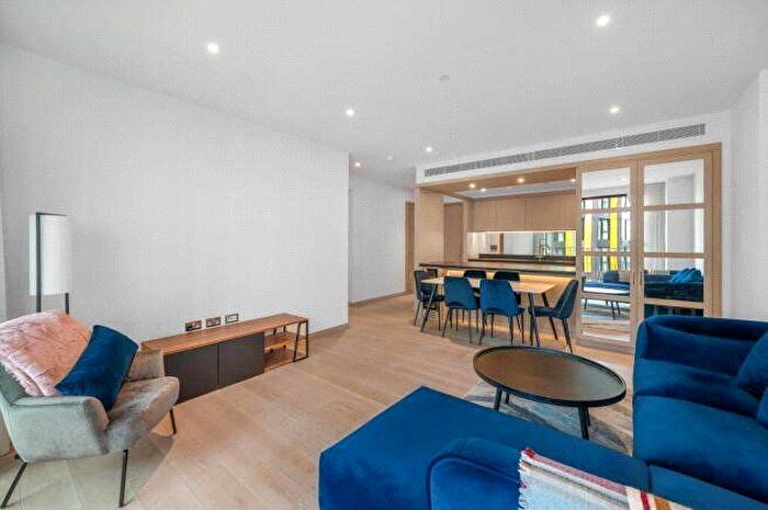 3 Bedroom Flat For Sale In Legacy Building, Embassy Gardens, London, SW11