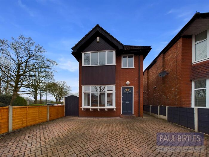2 Bedroom Detached House To Rent In Trevor Road, Flixton, Trafford, M41
