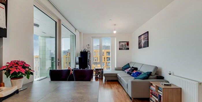 1 Bedroom Flat To Rent In Telcon Way, Greenwich, London, SE10