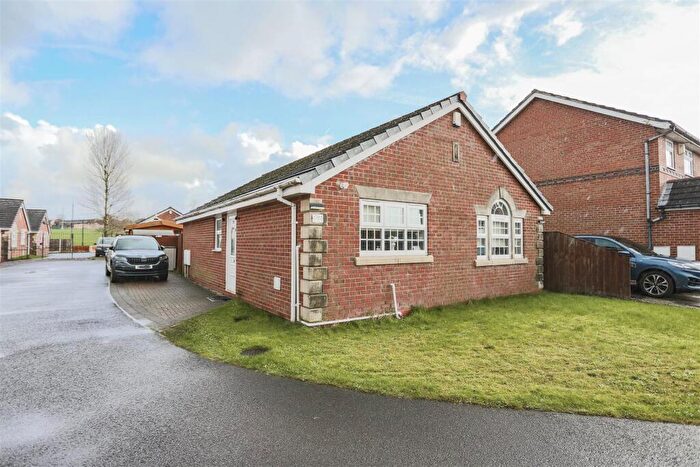 3 Bedroom Bungalow For Sale In Lakeland Gardens, Chorley, PR7