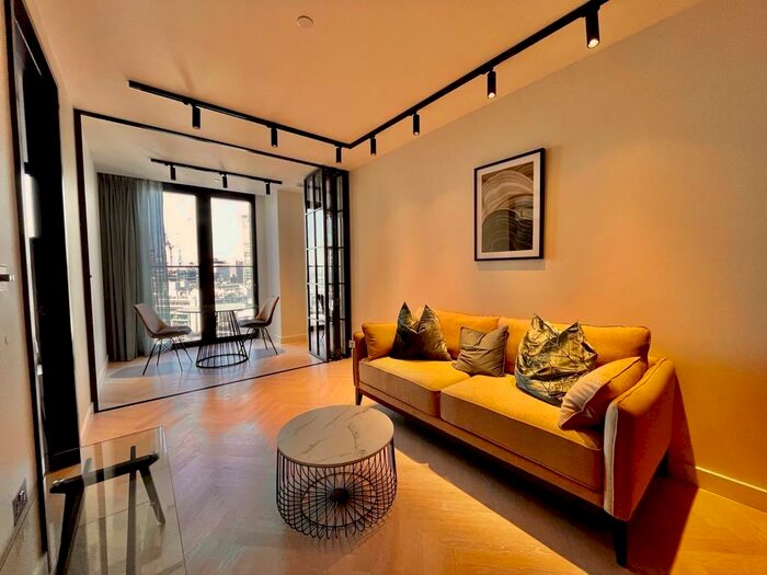 1 Bedroom Apartment To Rent In One Crown Place, Wilson Street, London, EC2A