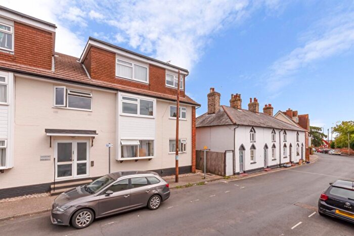 2 Bedroom Apartment For Sale In Church Street, Maldon, CM9