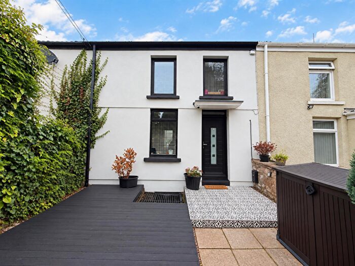 3 Bedroom Terraced House For Sale In Hirwaun Road, Trecynon, Aberdare, CF44