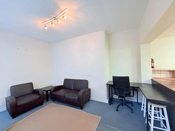 1 Bedroom Flat To Rent In A Forest Road East, Nottingham, NG1