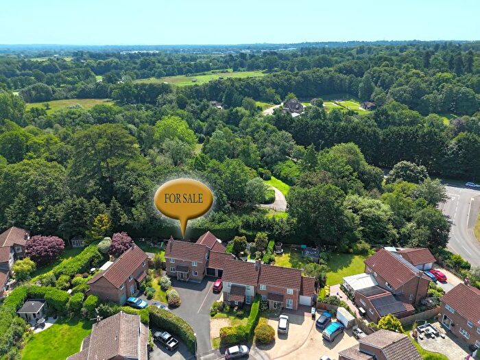 4 Bedroom Detached House For Sale In Hawker Close, Merley, Wimborne, BH21