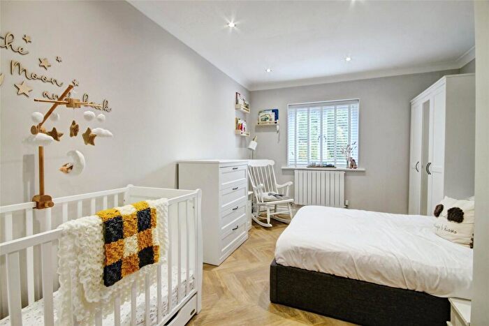 2 Bedroom Flat For Sale In Lowes Wynd, Nevilles Cross, Durham, DH1