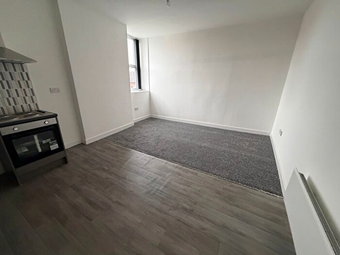 1 Bedroom Flat To Rent In Temple Street, City Centre, WV2