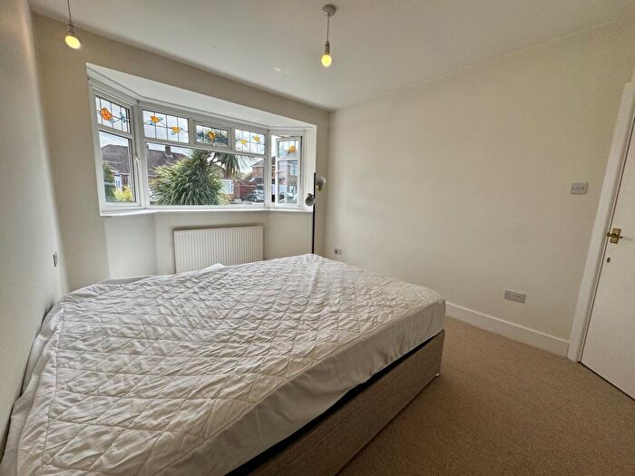 2 Bedroom Bungalow To Rent In Thirlmere Road, Wigston, LE18