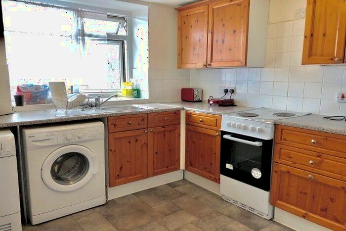 2 Bedroom Flat To Rent In - Alexandra Road, Plymouth, PL2