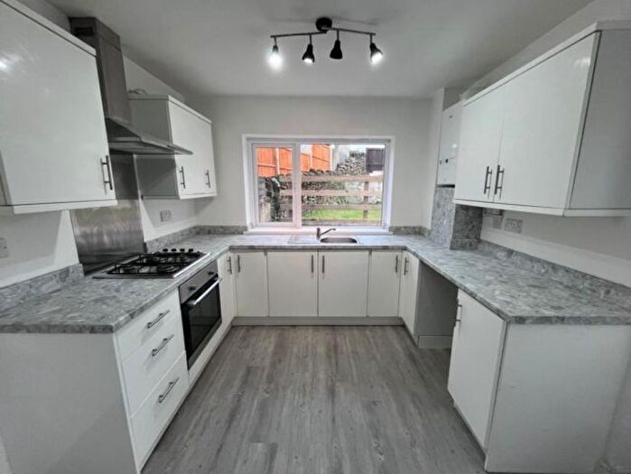 3 Bedroom End Of Terrace House To Rent In Lynn Street, Cwmbwrla, Swansea, SA5