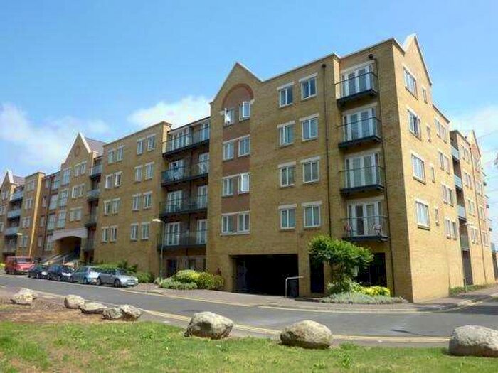 2 Bedroom Flat To Rent In Griffin Court, Black Eagle Drive, Gravesend, Kent, DA11