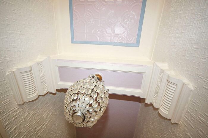 3 Bedroom End Of Terrace House For Sale In Ormskirk Road, Wigan, WN5