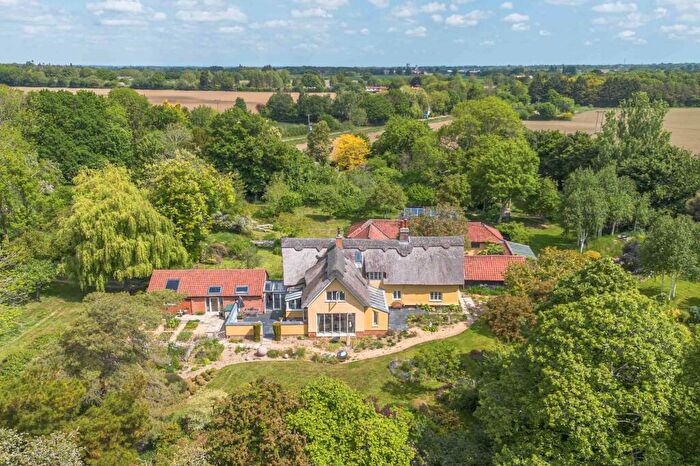 5 Bedroom Character Property For Sale In Suton, Wymondham, NR18