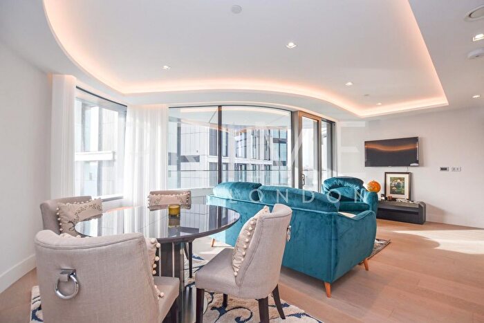 2 Bedroom Flat To Rent In The Corniche, Albert Embankment, London, SE1