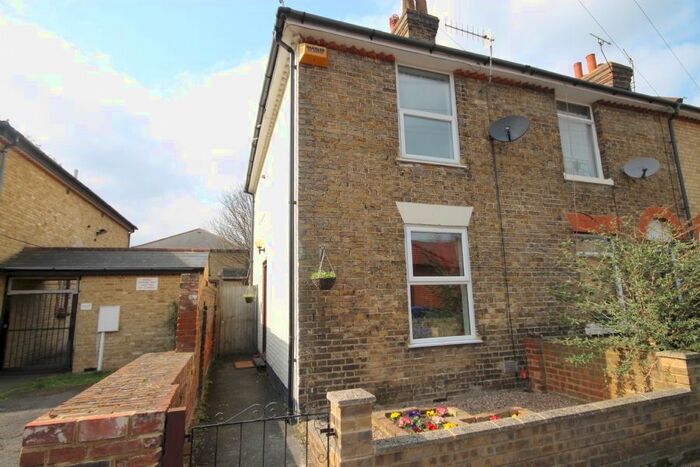 2 Bedroom Terraced House To Rent In Grove Place, Faversham, ME13