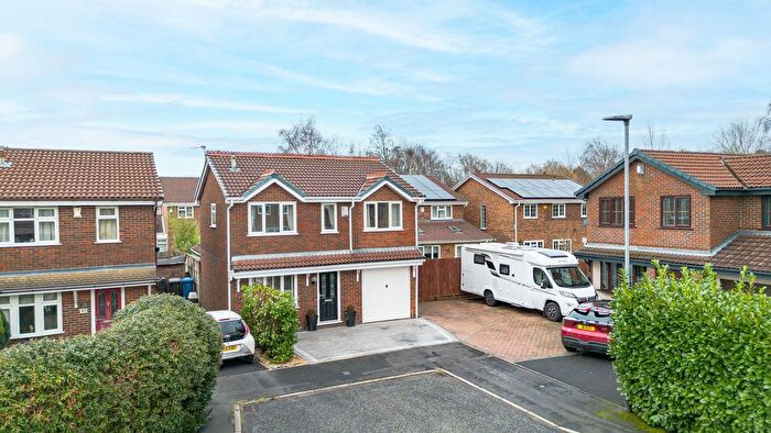 4 Bedroom Detached House For Sale In Vincent Close, Old Hall, WA5