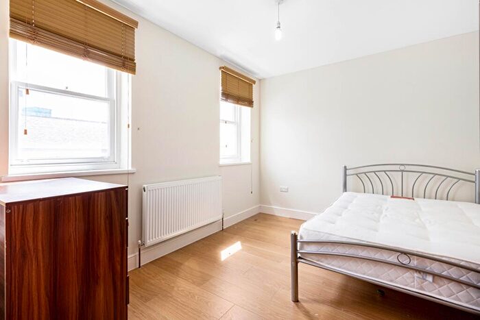 1 Bedroom Apartment To Rent In Hessel Street London, E1