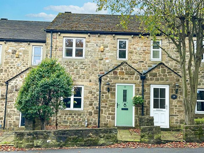 4 Bedroom Town House For Sale In Laycock Fields, Cowling, BD22