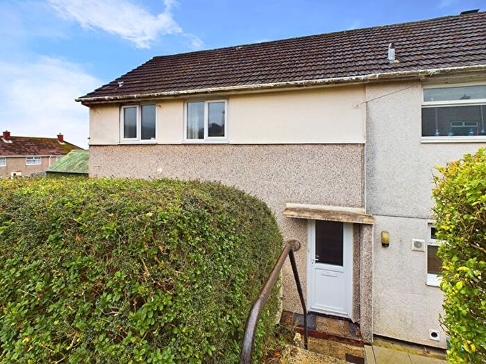 2 Bedroom End Of Terrace House To Rent In Ross Avenue, Carmarthen, SA31