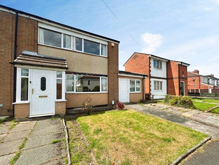 3 Bedroom End Of Terrace House For Sale In Shireburn Avenue, Tonge Fold, BL2