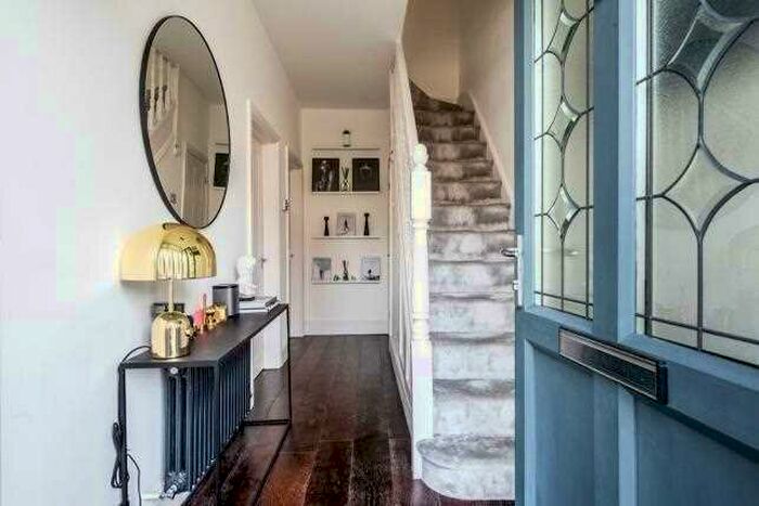 4 Bedroom End Of Terrace House To Rent In Havering Road, Romford, RM1