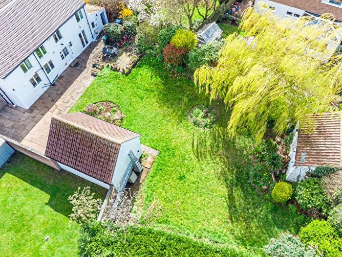 4 Bedroom Detached House For Sale In Doncaster Road, Brayton, North Yorkshire, YO8