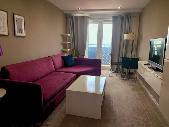 1 Bedroom Apartment To Rent In Hive, Masshouse Plaza, Birmingham, B5