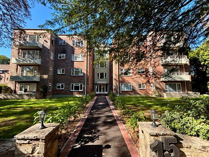 2 Bedroom Flat To Rent In Derby Road, Lansdowne, BH1