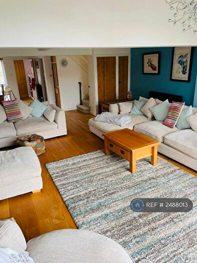 3 Bedroom Terraced House To Rent In Roundhead Drive, Thame, Oxfordshire, OX9