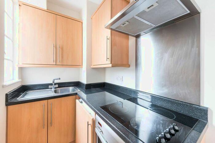 Studio To Rent In Sloane Avenue, Chelsea, London, SW3