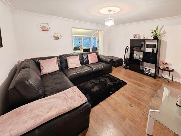 2 Bedroom Apartment For Sale In Bradwell Road, Newcastle Upon Tyne, NE3