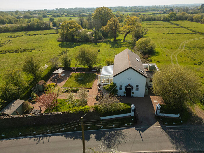 4 Bedroom Detached House For Sale In Beach Road, Newport, NP10