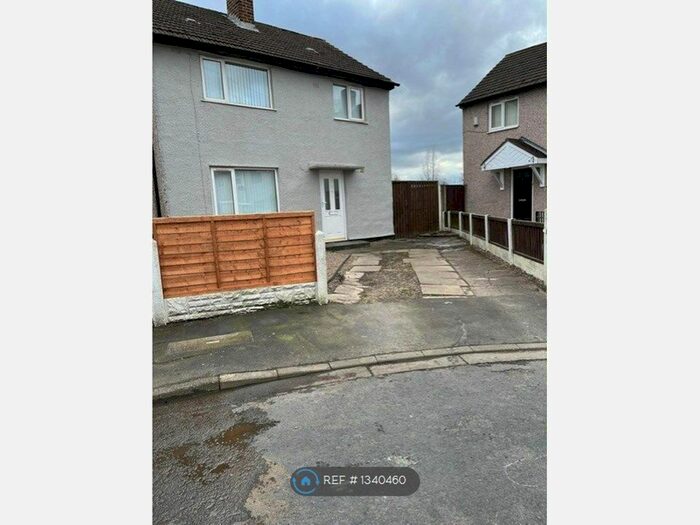 3 Bedroom Semi-Detached House To Rent In Pool End, St. Helens, WA9