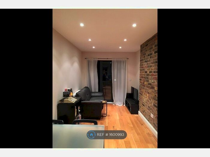 1 Bedroom Flat To Rent In Spa Road, London, SE16