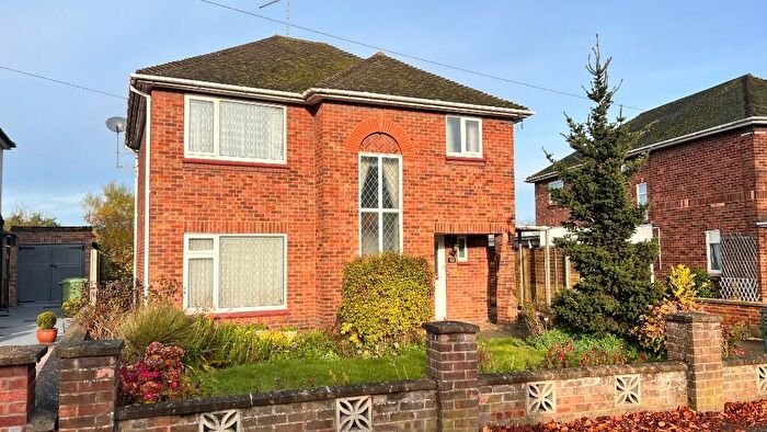 3 Bedroom Detached House For Sale In Money Bank, Wisbech, Cambridgeshire, PE13