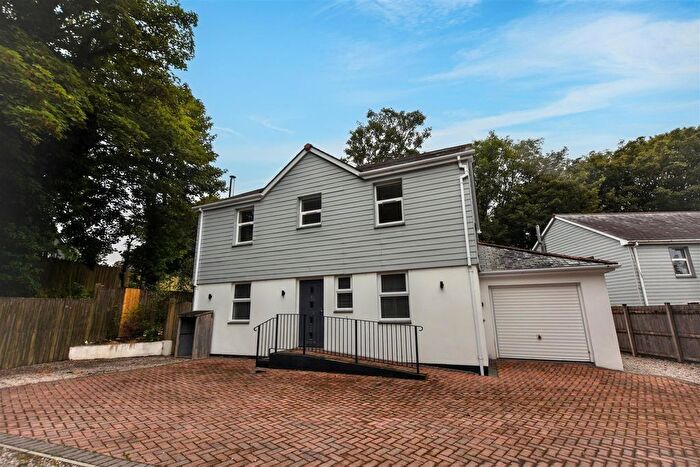 4 Bedroom Detached House For Sale In Trewirgie Road, Redruth, TR15
