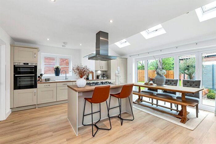 5 Bedroom Detached House For Sale In Sandpit Close, Over, Cambridge, Cambridgeshire, CB24