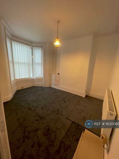 4 Bedroom Terraced House To Rent In Grosvenor Street, Blackpool, FY1