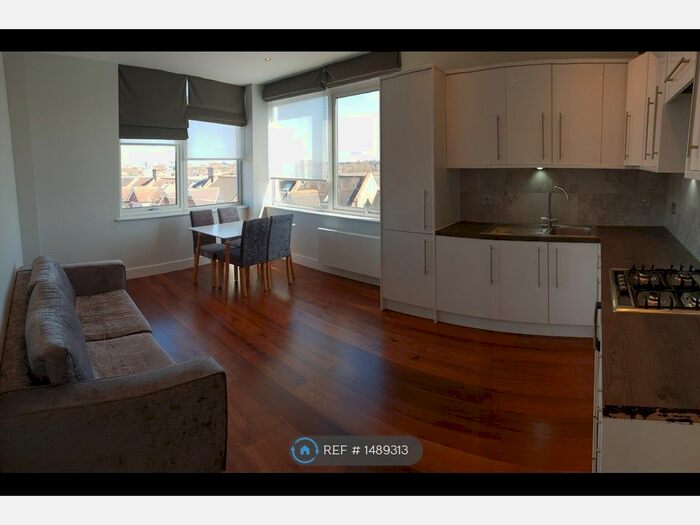 2 Bedroom Flat To Rent In Arthur Road, London, SW19