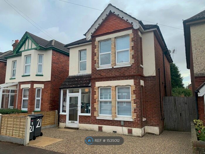 6 Bedroom Detached House To Rent In Frederica Road, Winton, Bournemouth, BH9