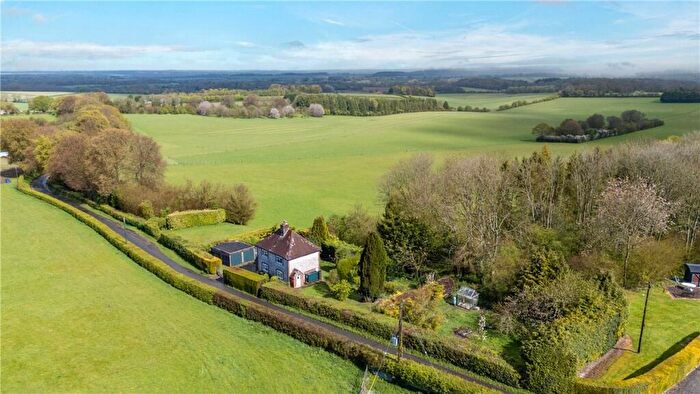 4 Bedroom Detached House For Sale In Warnford, Southampton, Hampshire, SO32