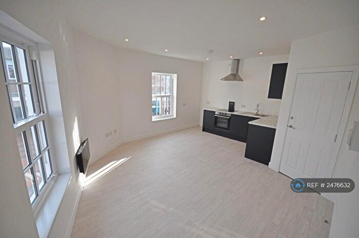 1 Bedroom Flat To Rent In Queens Road, Nuneaton, CV11