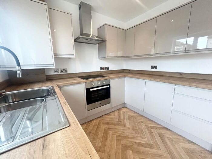 3 Bedroom Terraced House To Rent In Greenfield Road, Manchester, M38